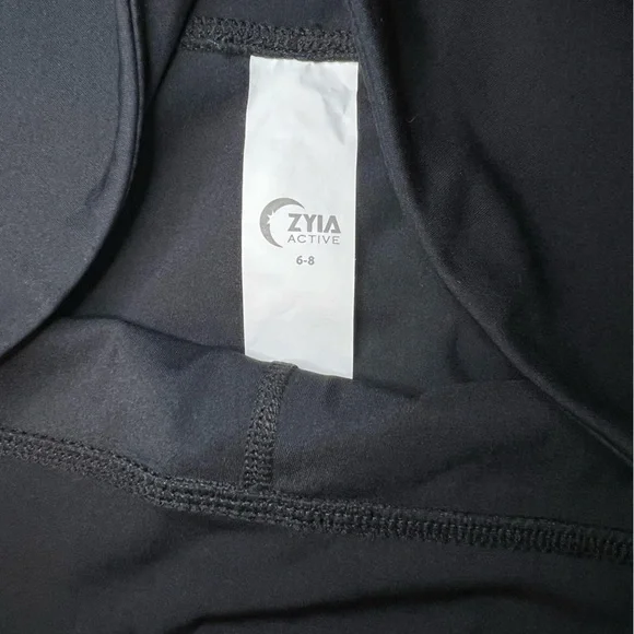 ZYIA black slash hi-rise legging - Picture 5 of 7